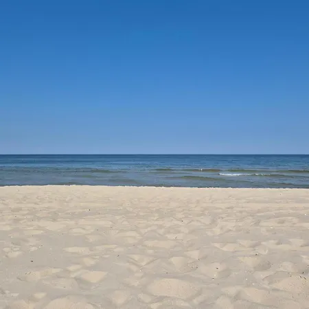 1 Bedroom Awesome In Appartement *