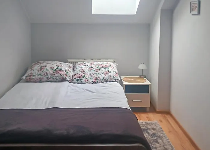 Appartement 1 Bedroom Awesome In Darłówko